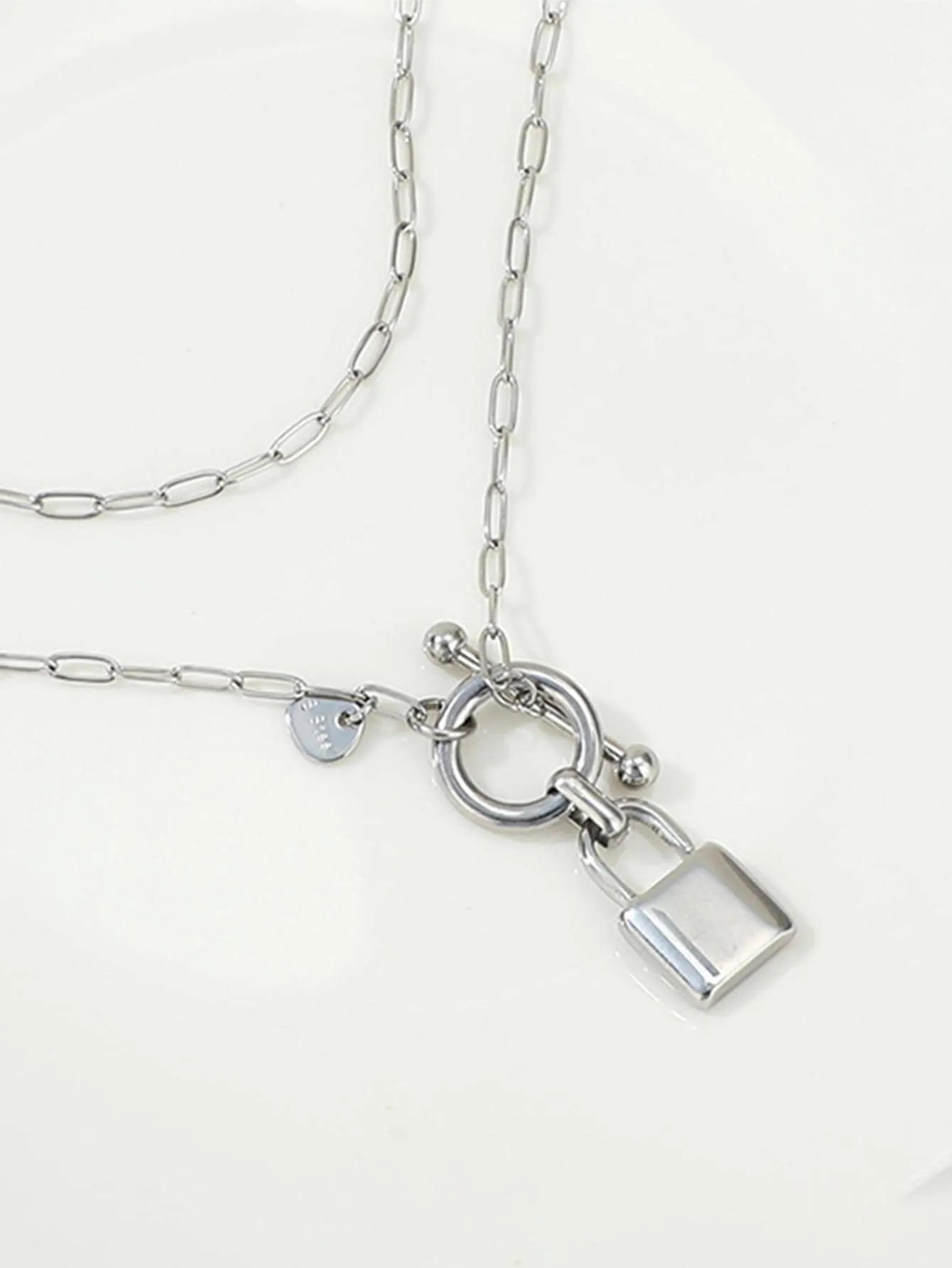 1pc Fashionable Stainless Steel OT Buckle Lock Design Pendant Necklace For Women For Dating Gift