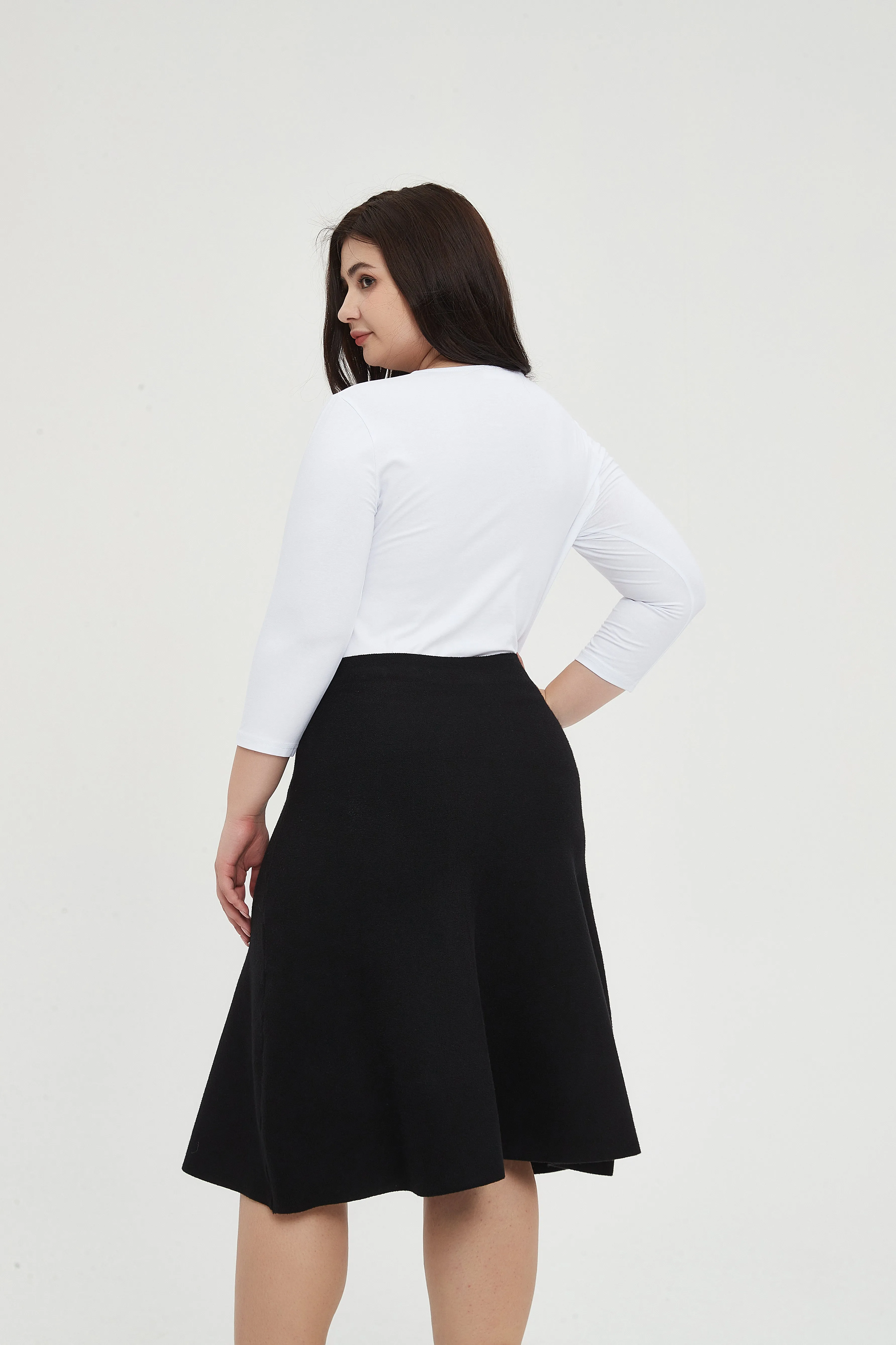 AMAZING MM SKIRT - YEAR ROUND BLACK