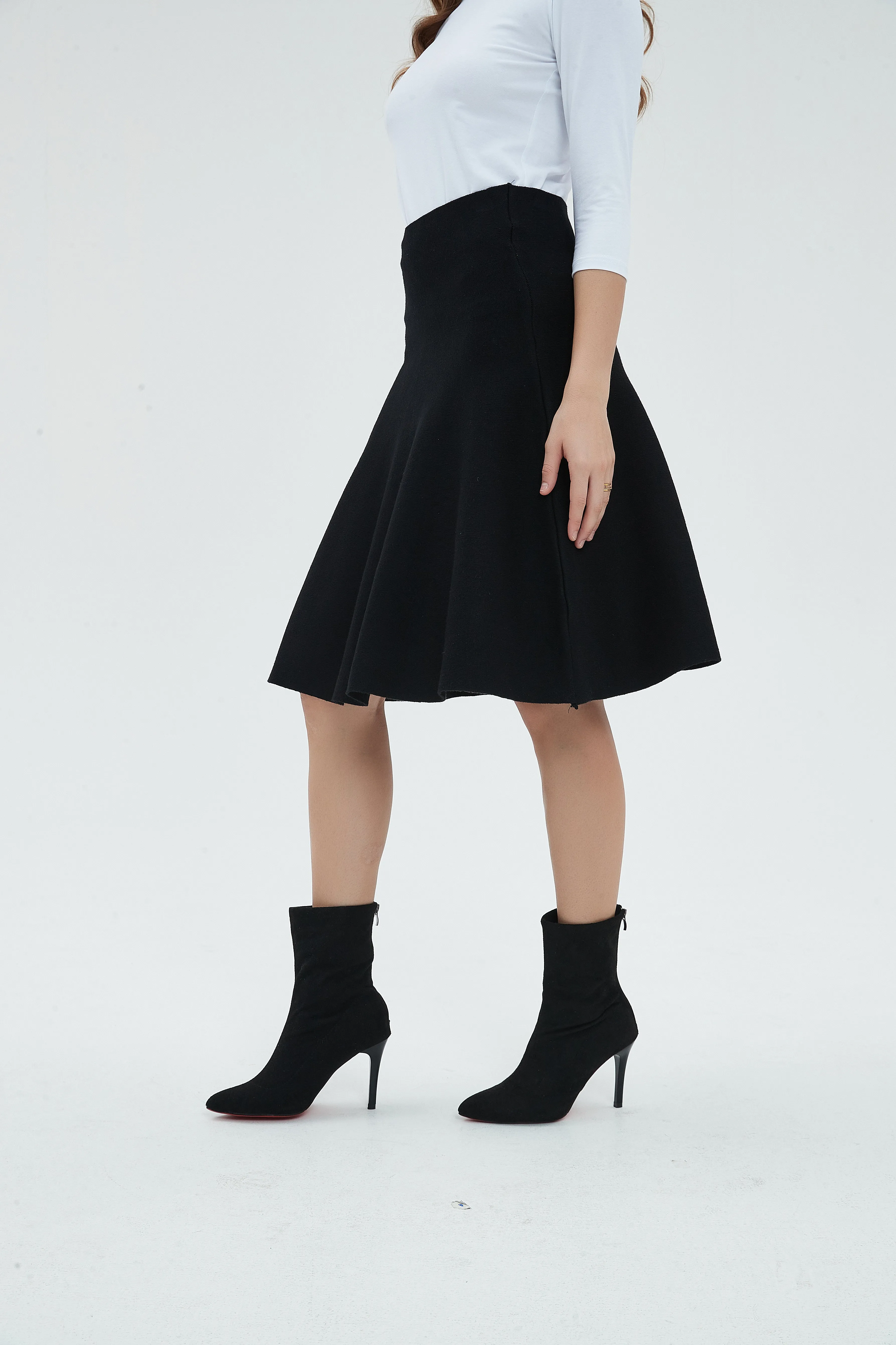 AMAZING MM SKIRT - YEAR ROUND BLACK