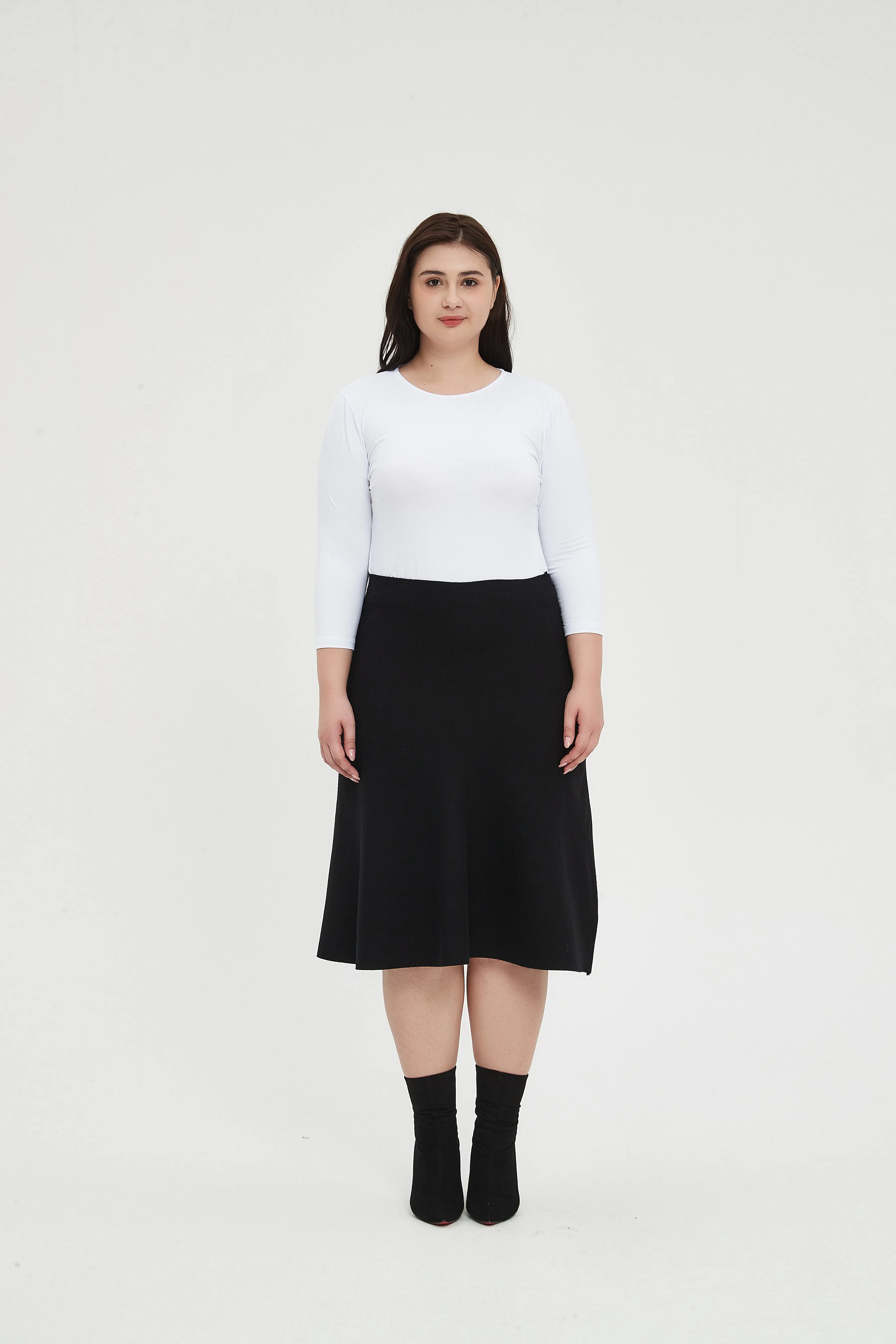 AMAZING MM SKIRT - YEAR ROUND BLACK