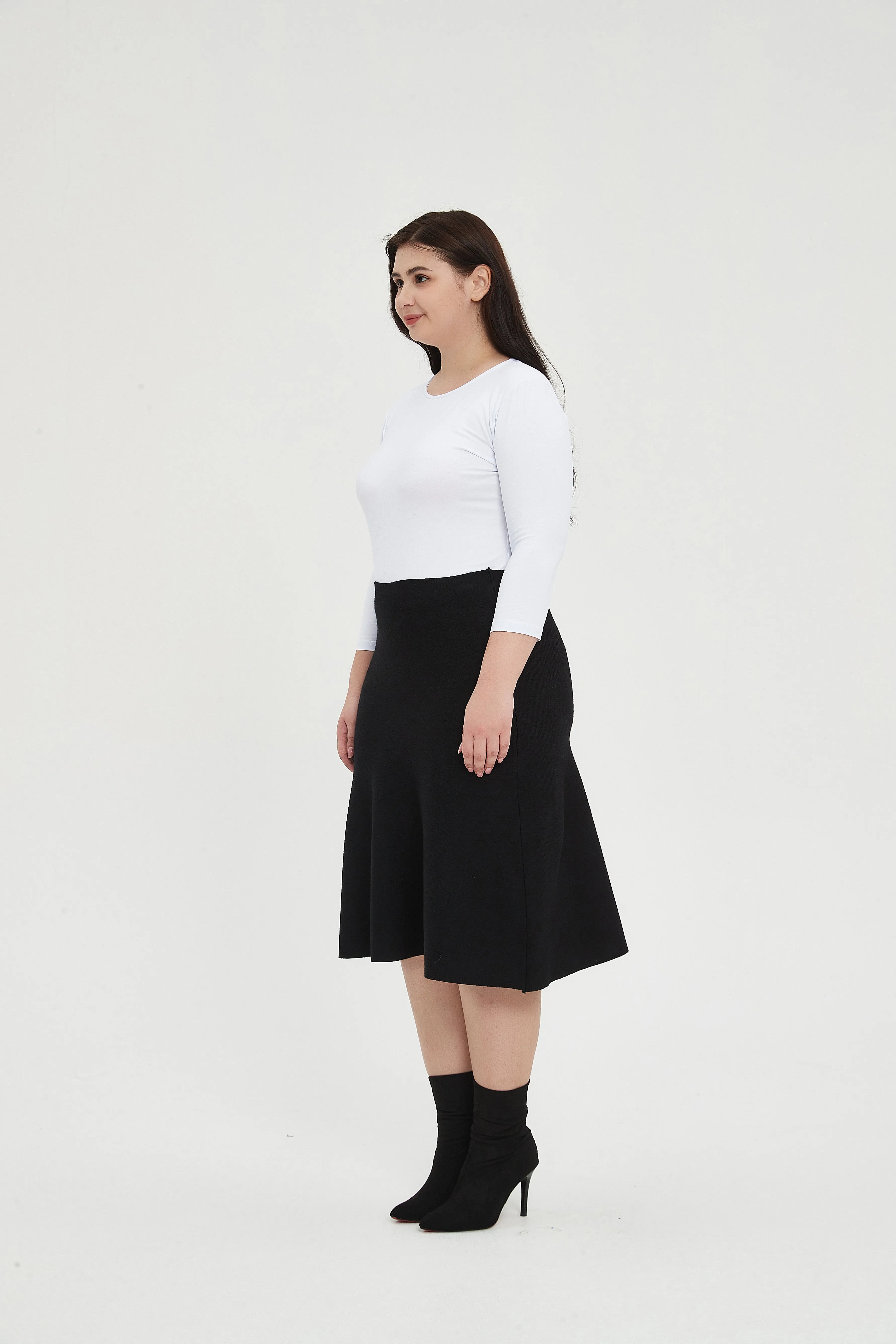 AMAZING MM SKIRT - YEAR ROUND BLACK