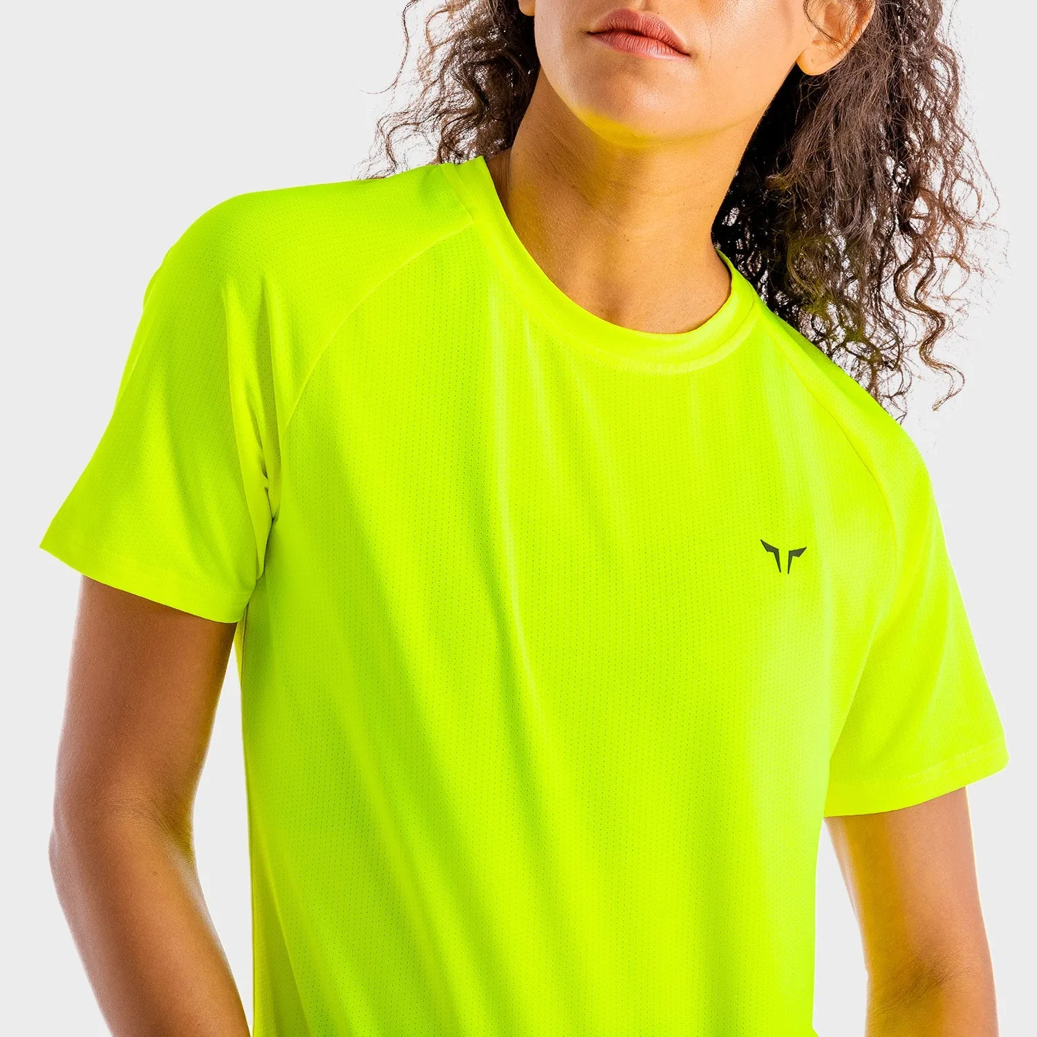 Core Mesh Tee - Neon