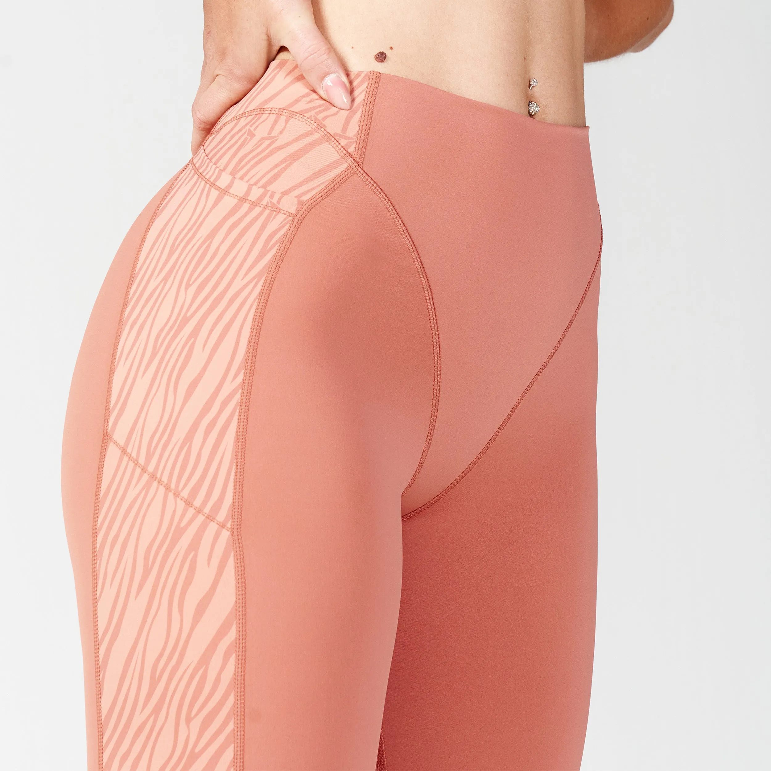 Core Wild Panel Leggings - Light Mahogany