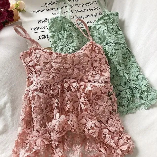 Daisy Lace Top