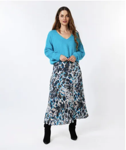 Esqualo High-Quality Animal Print Skirt with Roots Design