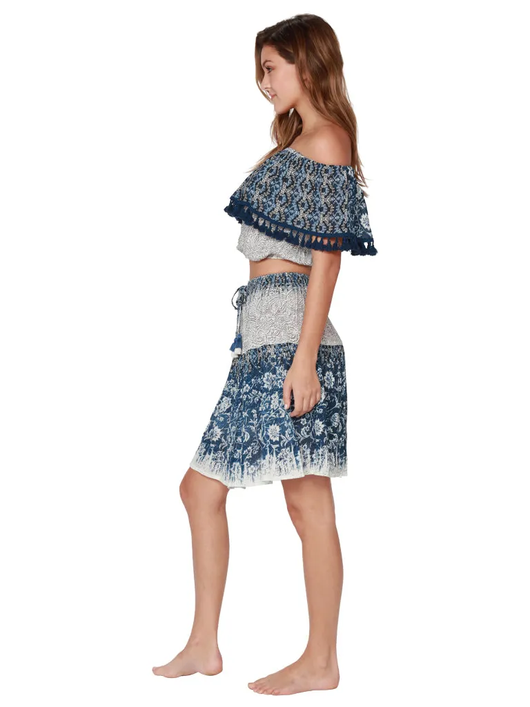 Paisley print skirt with tasseled drawstring on the front