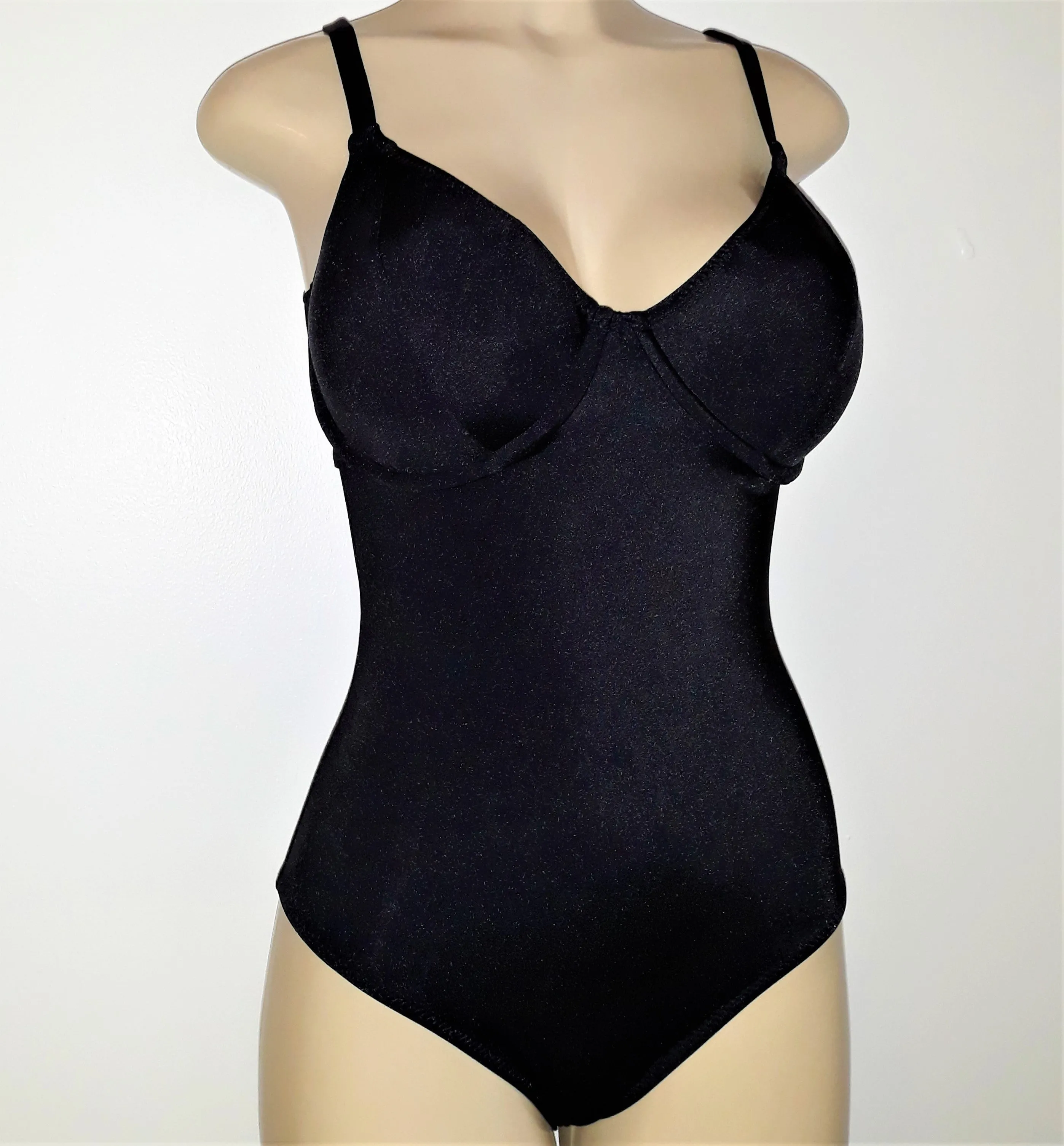 Support Underwire One Piece Swimsuit