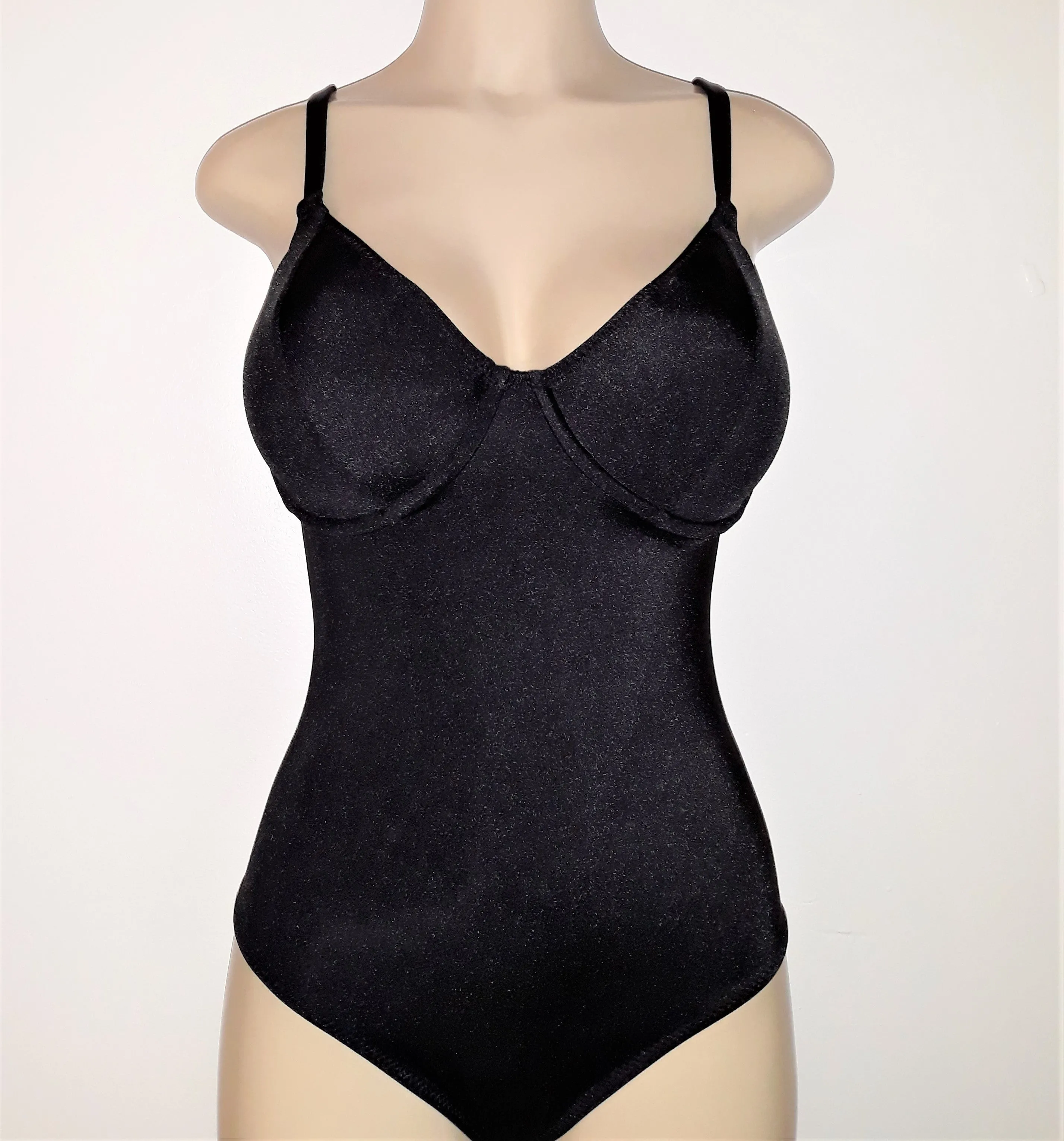 Support Underwire One Piece Swimsuit