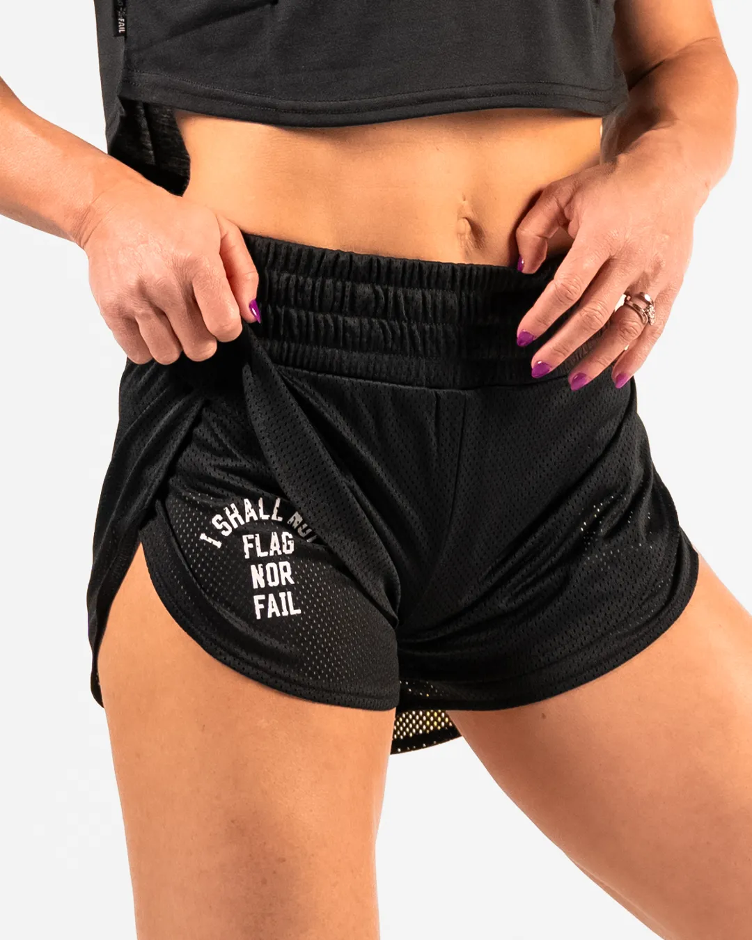 WOMENS MOMENTUM MESH SHORTS - BLACK